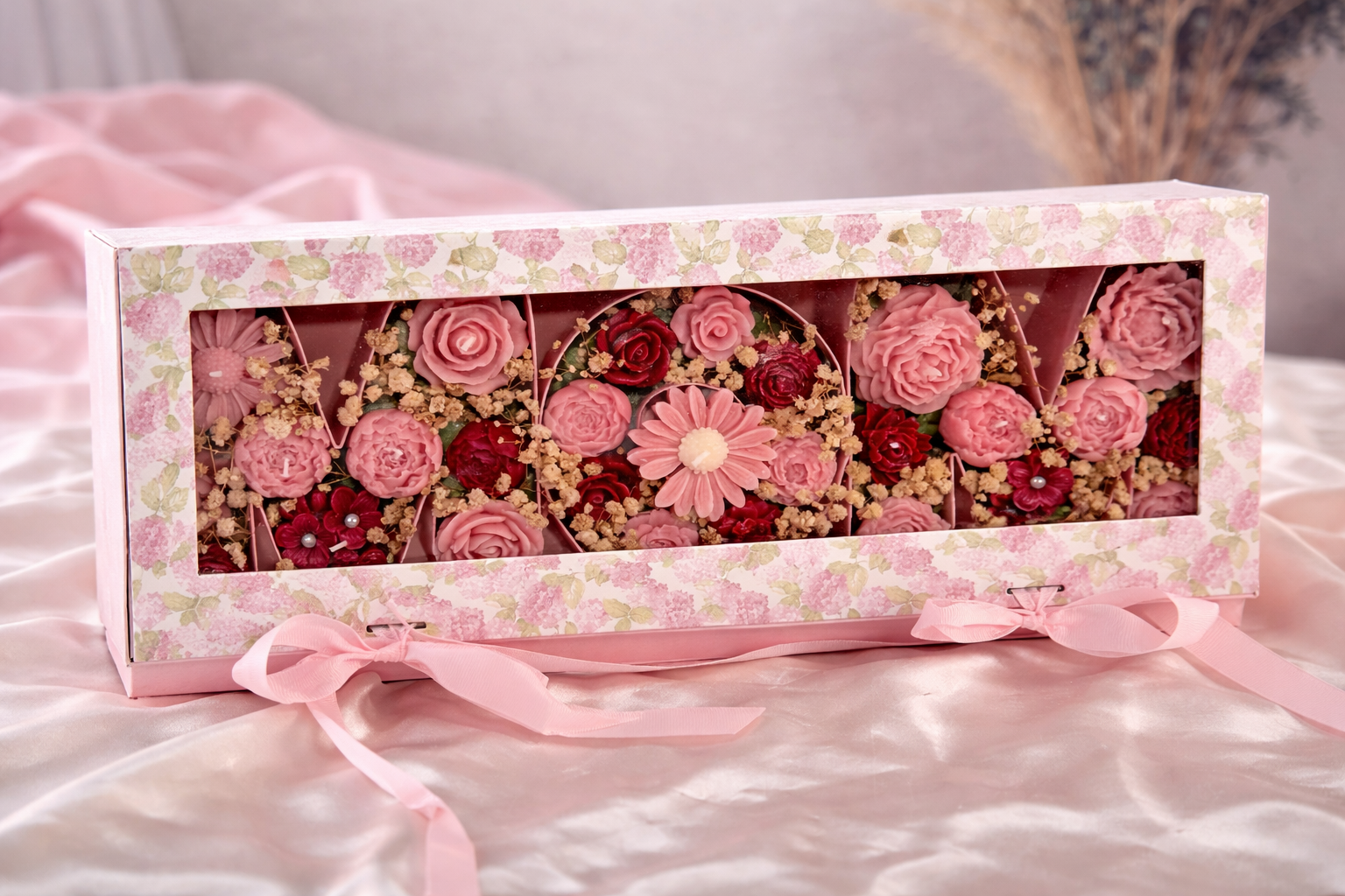 MOM Flower Candle Box – Mothers Day Gift, Handmade Soy Wax Floral Candles, Letter Candle Gift Box, Personalized Mom Gift, Floral Gift Set